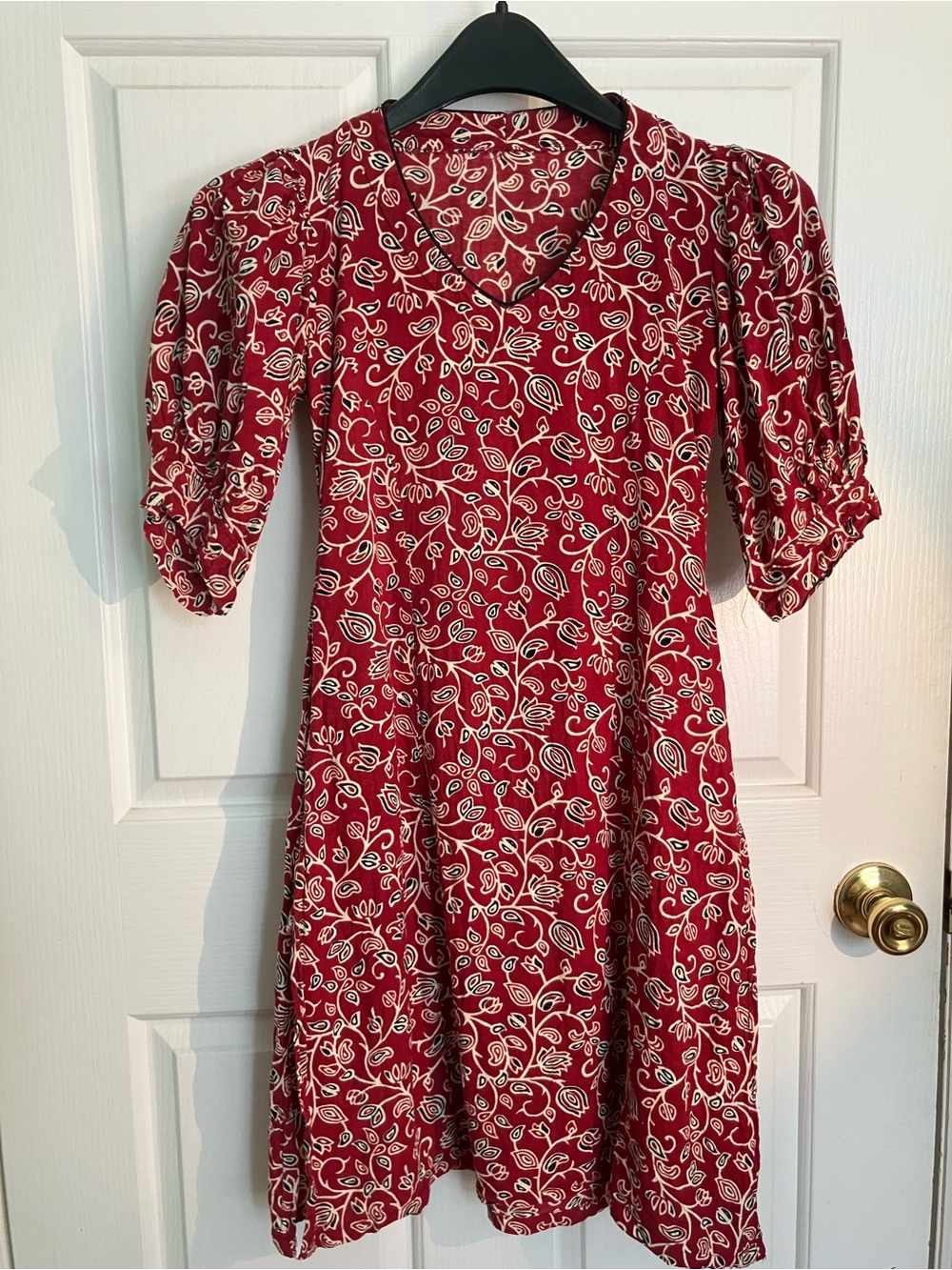 Red Floral V-neck Midi Dress